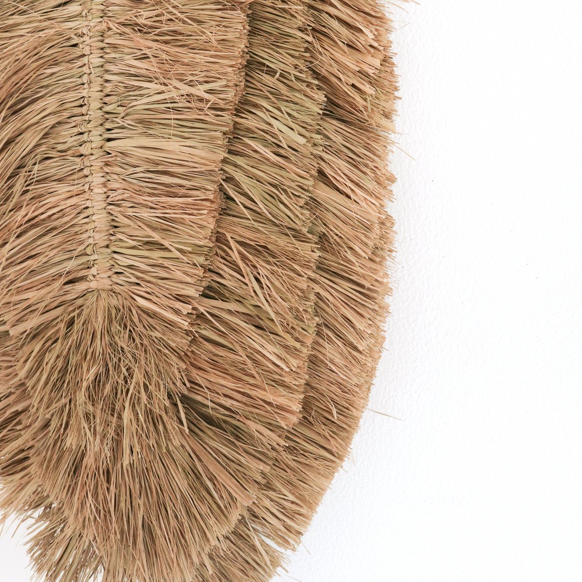 Tropische Wanddecoratie TIPIN – Bladvormig Raffia (50 cm)