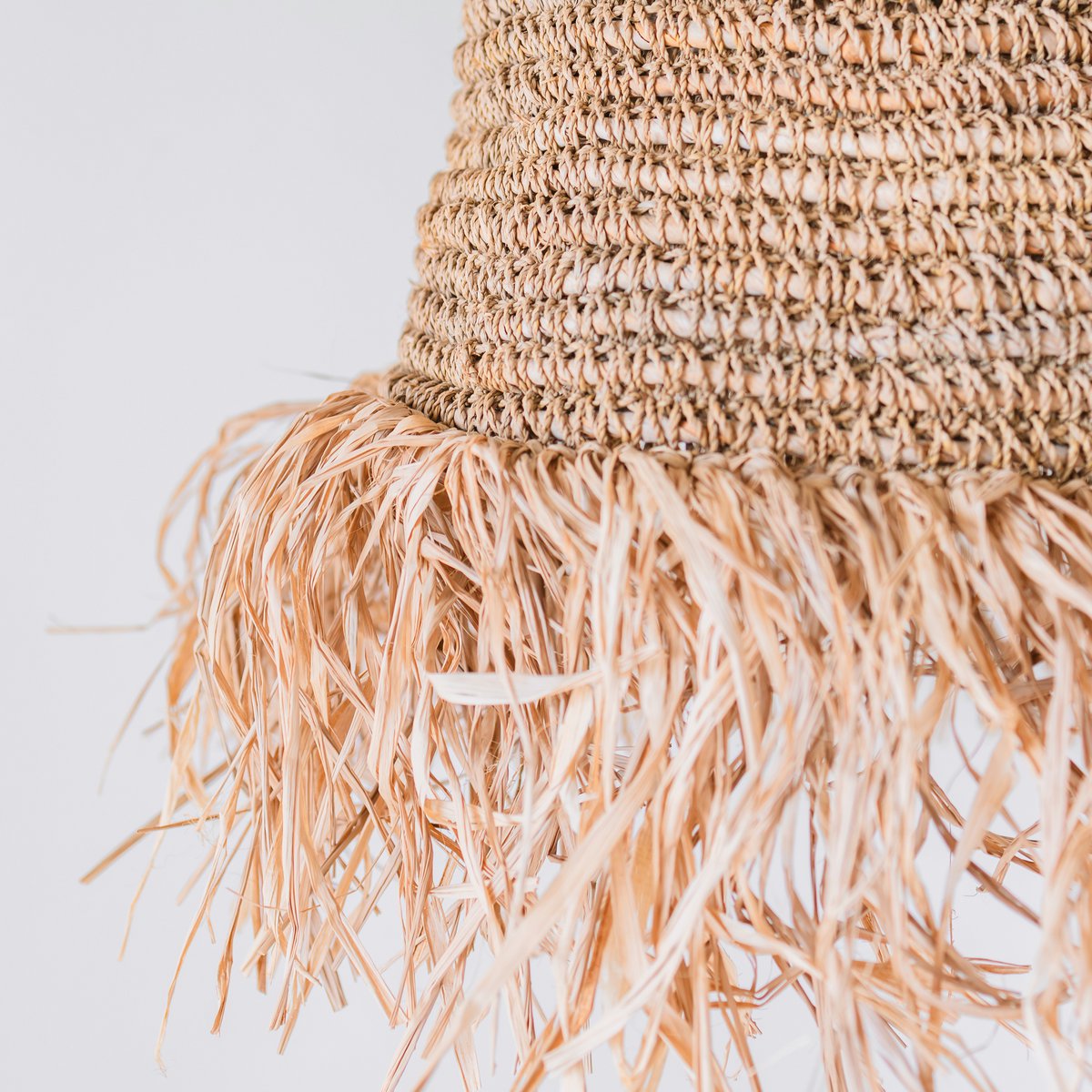 Raffia Hanglamp KALIMA – Handgeweven Boho Lampenkap met Franjes