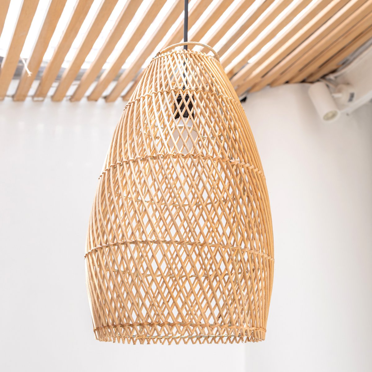 Rotan Plafondlamp TABUNG – Handgemaakte Boho Lampenkap
