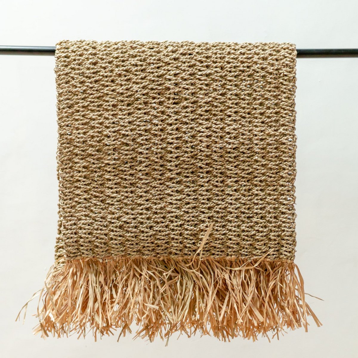 Handgeweven Zeegras Vloerkleed BARA – Boho Tapijt met Kwastjes (120x60 cm)
