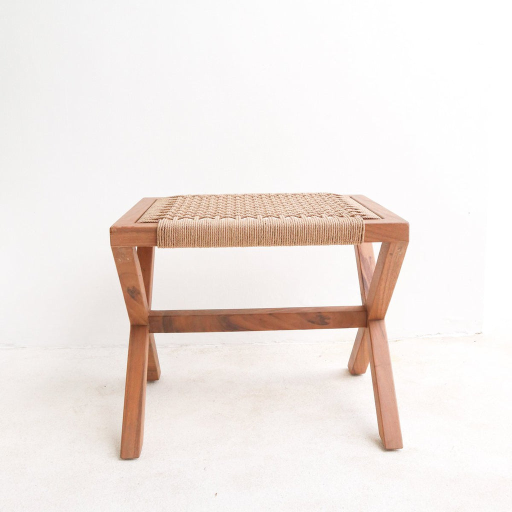 Houten Kruk INDRA – Trembesihout met Geweven Papier – Beige (Groot)